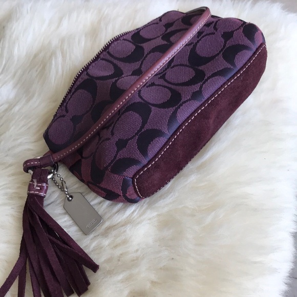 Coach Handbags - COACH Tasseled Wristlet❤️